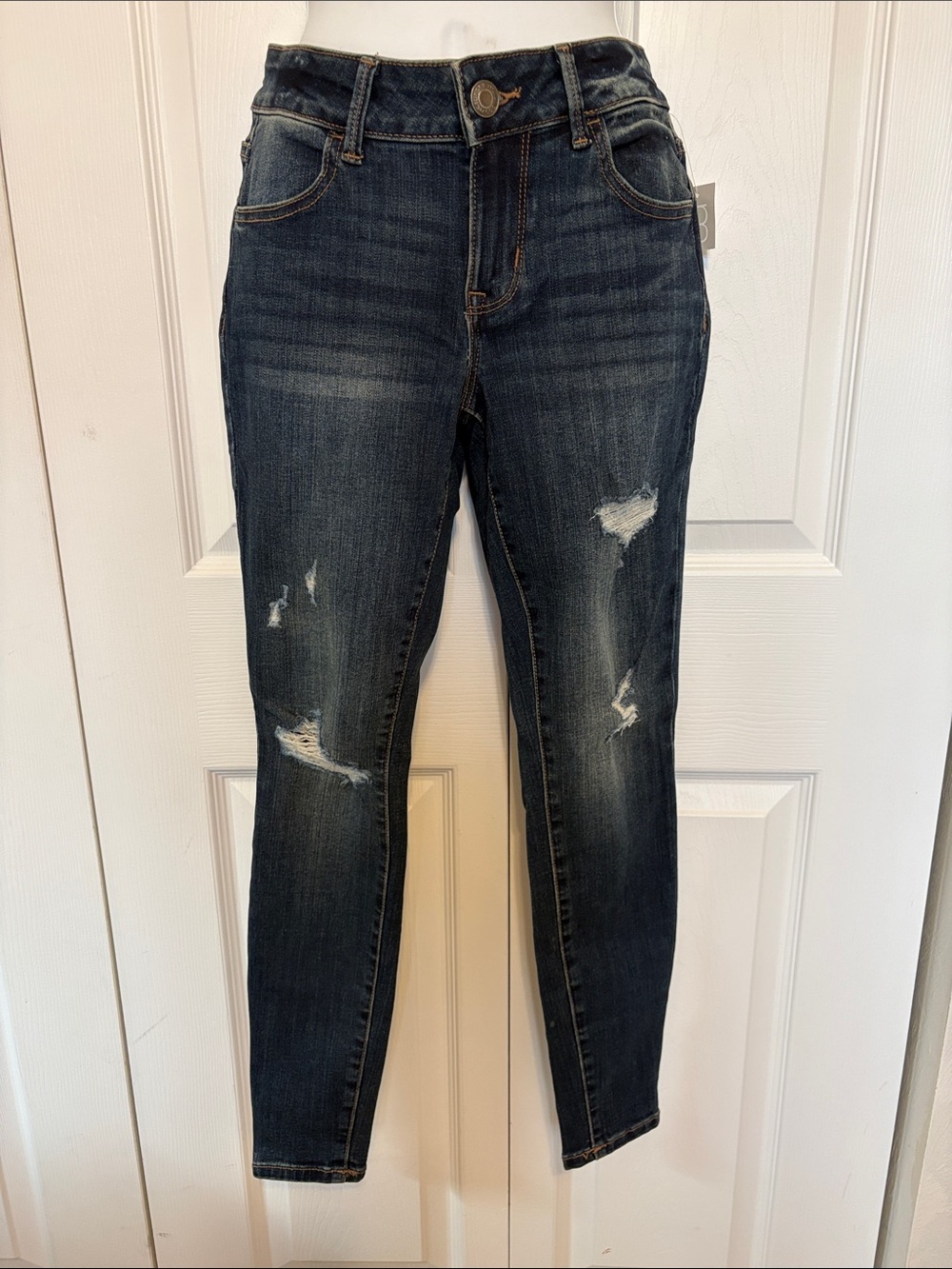 NWT Maurices M Jeans Jegging Denim Flex Mid Rise Distressed Jeans XS Short